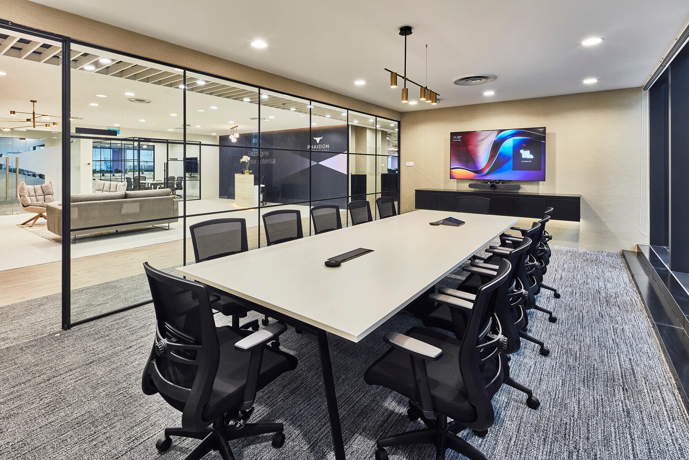 Phaidon International