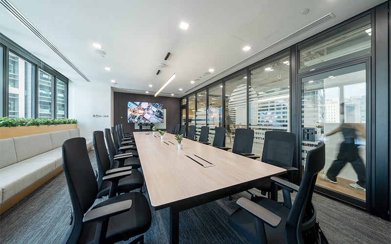 functional-modern-meeting-room-design